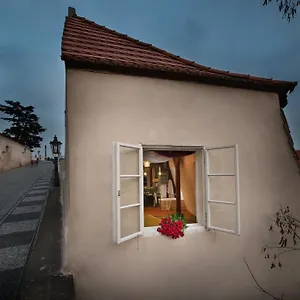 Design Neruda Szálloda