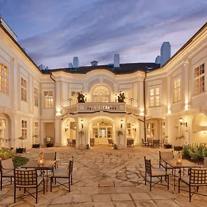 The Mozart Otel