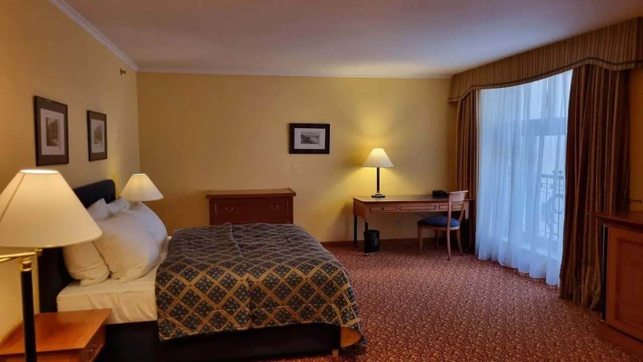 Hotel Savoy Prague 4*,