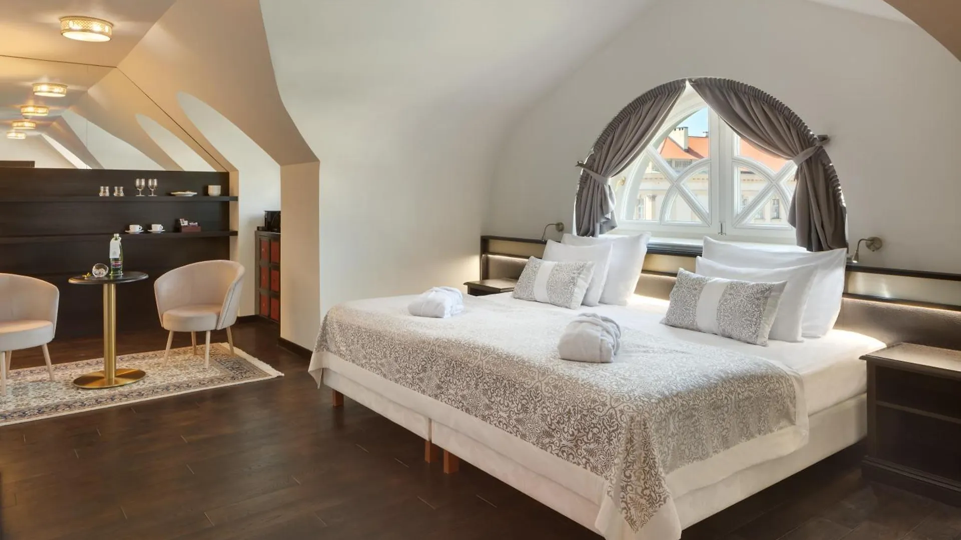 Hotel Savoy Prag 4*,